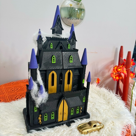 CUSTOM MADE Haunted Dollhouse